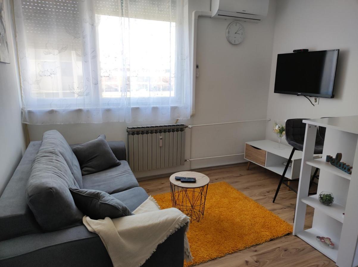 Apartman Emy Karlovac Eksteriør bilde